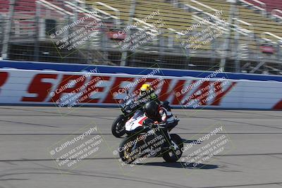 media/Aug-26-2022-Fastrack Riders (Fri) [[055e3b3c9d]]/Level 4/Session 1 Start Finish/